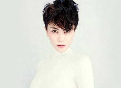 是乐坛唱片销量保证的十大歌手，张学友才第二，谭咏麟第三
