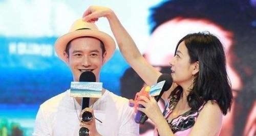 娱乐圈里的同班同学, 相差13岁的同班同学, 你知道是谁吗?