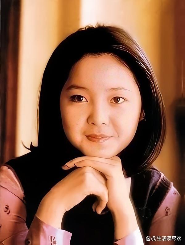 华语乐坛十大顶级歌手：华语乐坛半个世纪的音乐记忆