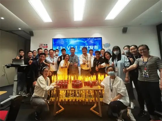 /发布会现场/