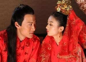 赵丽颖早年跑龙套剧照曝光！小配角到大明星是这样炼成的