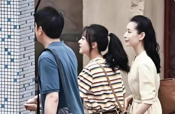 董洁和赵今麦同框饰演母女