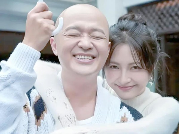 演艺圈的情感纠葛与明星动态追踪