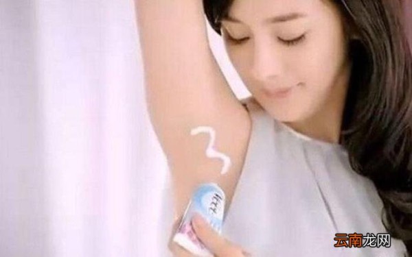明星代言广告,盘点娱乐圈这些明星代言的奇葩广告