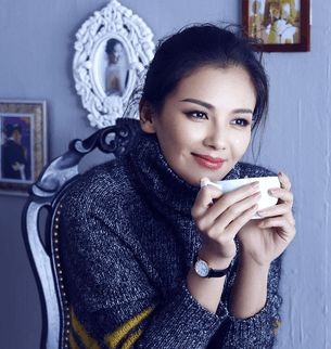 圈内拥有私人飞机的8大明星: 最后一位可以在各国任何机场降落