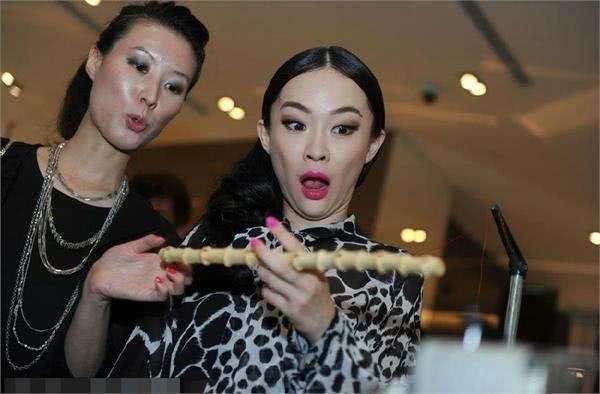 明星丑照大比拼,王菲这头发是什么鬼?杨幂霍思燕姚晨还有谁?