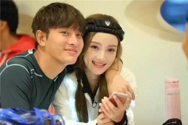 闹脾气秀恩爱撒狗粮？探寻明星情侣在真人秀里最佳的打开方式