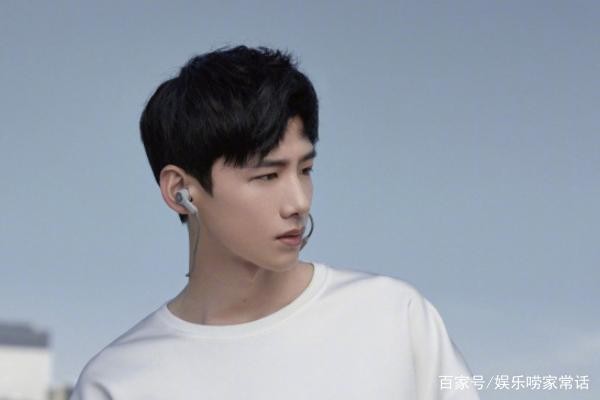 90后实力演员白敬亭，参演多部青春偶像剧，不断寻求突破自我