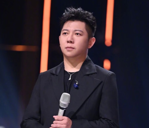 《歌手2025》网曝首发阵容，2位天后2位国际歌手，组合新赛制开启
