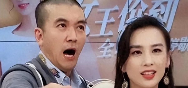 杨子、黄圣依确认离婚，男方悲痛跪地请求原谅