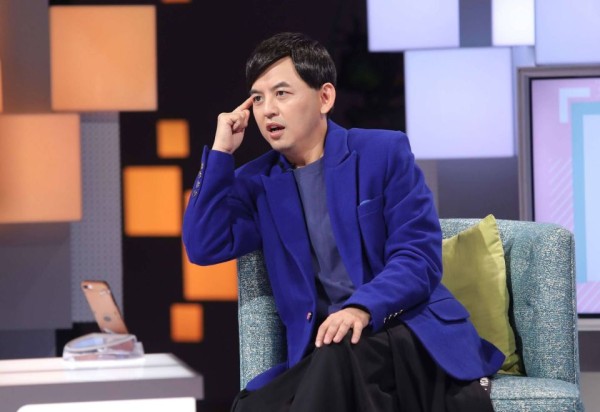 黄子佼因持有未成年不良影像获刑8个月 坚称自己“下载了还没看”