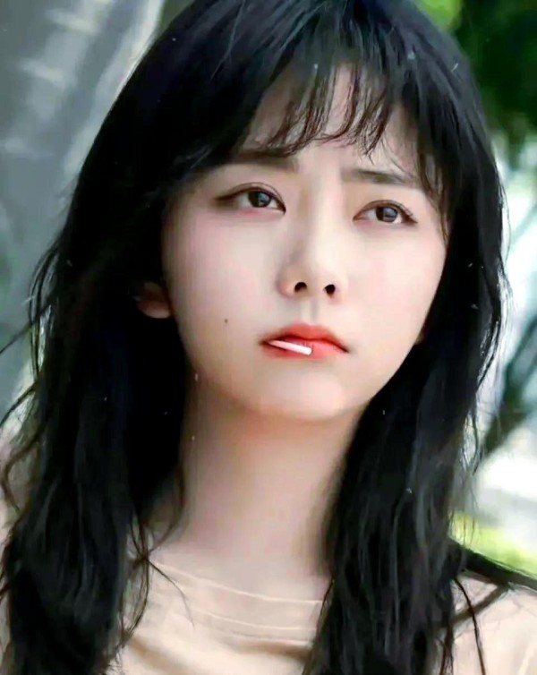 明星圈的情感揭秘：真实与谣言之间的界限