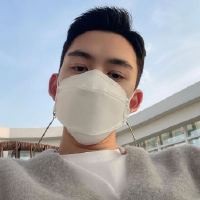 凯莉詹娜日常化妆过程