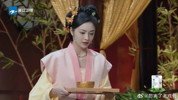 惠英红再演《宫心计》 一开口就有宫斗味了,梦回13年前