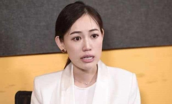 两个热门话题人物同上节目，张雨绮个性仍直率，王宝强却招架不住