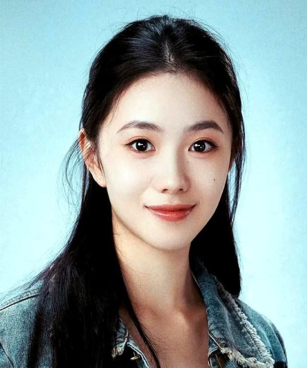 娱乐圈女星热度大变动，白鹿登顶稳居第一，杨紫屈居第二！
