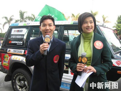 凤凰卫视吴小莉及香港演艺届明星参加环保宣传(组图)
