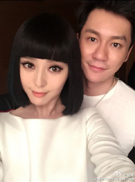 2015明星恋爱观:不再闪躲恋情热衷微博公开@伴侣