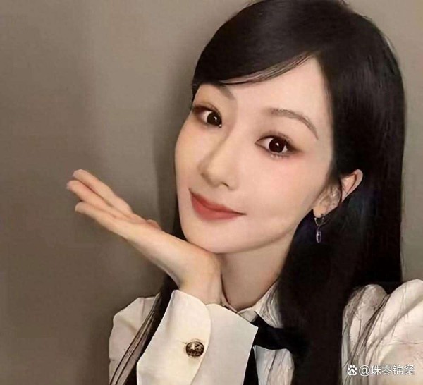 肖战高赞杨紫实力远超流量演员，网友纷纷认可