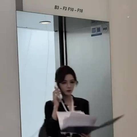 张予曦《深情眼》热播,从小美到大引关注