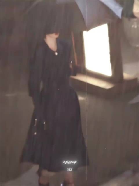 王楚然黑衣造型亮相获赞