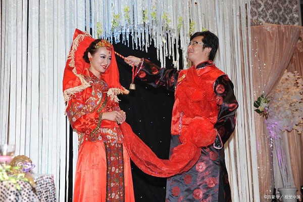 近期娱乐新闻中关于结婚的热点话题