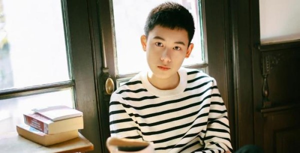 娱乐圈这些新鲜血液，有颜又有实力，地位直逼圈中前辈