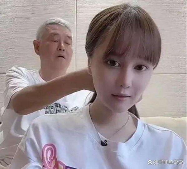 赵本山女儿球球回应为何不当明星 自知之明与务实理性