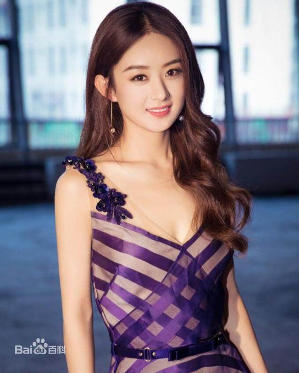 赵丽颖自楚乔传后颜值一路下跌？女明星割双眼皮是为何