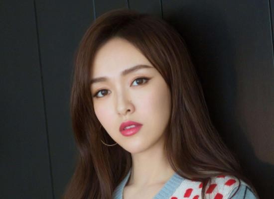 5位当红女星刚出道时的样子，杨幂赵丽颖变化最大，她最可惜