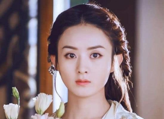 5位当红女星刚出道时的样子，杨幂赵丽颖变化最大，她最可惜