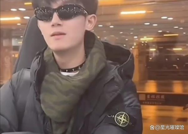 机场风波：李明德公开挑战马天宇，演员职业素养成焦点