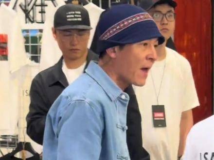 陈冠希上海机场与乘客冲突警方介入调解