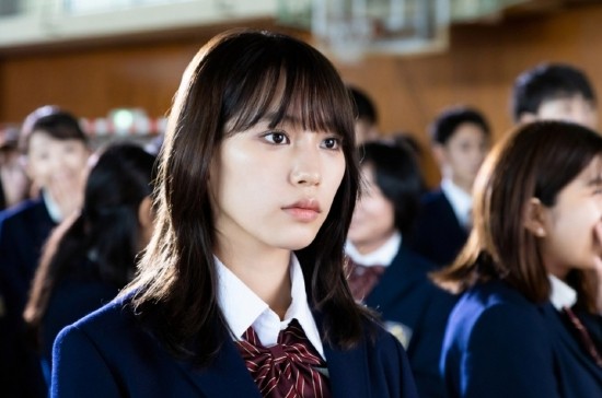 电影《想被女子高中生杀掉》南沙良剧照