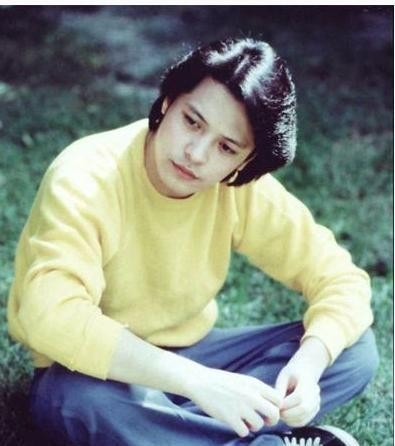 他是华语歌坛的巨星，隐退之后被人找了20年，到现在仍没任何消息