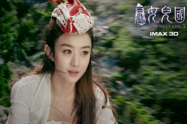 赵丽颖走下坡路？作品比两年前少太多，和杨幂的差距越来越大