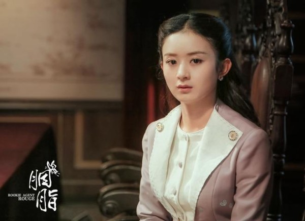 赵丽颖走下坡路？作品比两年前少太多，和杨幂的差距越来越大