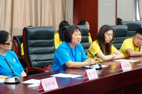4 图为美国华盛顿同乡会联合会领队刘子真讲话.jpg