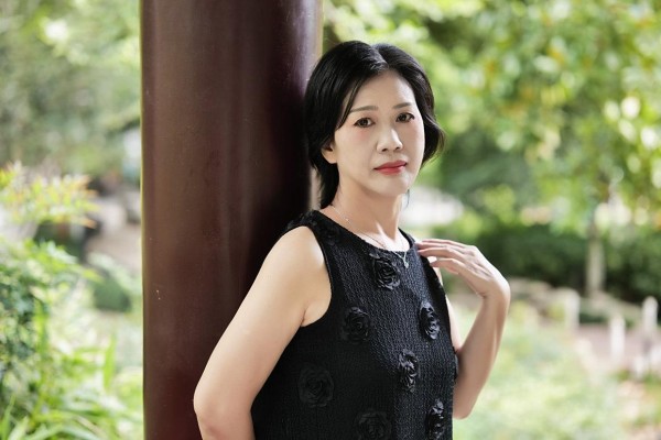 新人模特陈文英：中年不设限，时尚正当时