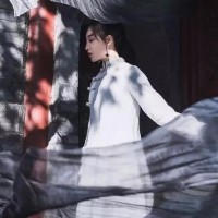 美女模特走秀，这一转身，分分钟给你走出国际大片的感觉！.