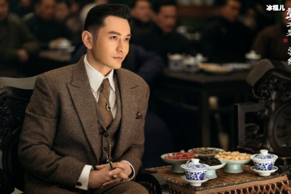 跑龙套来磨练练演技，后因为《我是特种兵》走红！