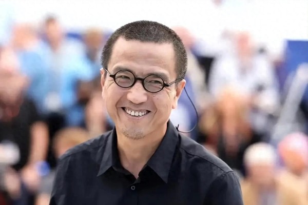娄烨被曝职务侵占上千万：影视圈再掀波澜