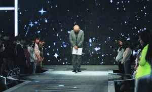 明星分享如何有序救灾 韩寒分享“实战”经验