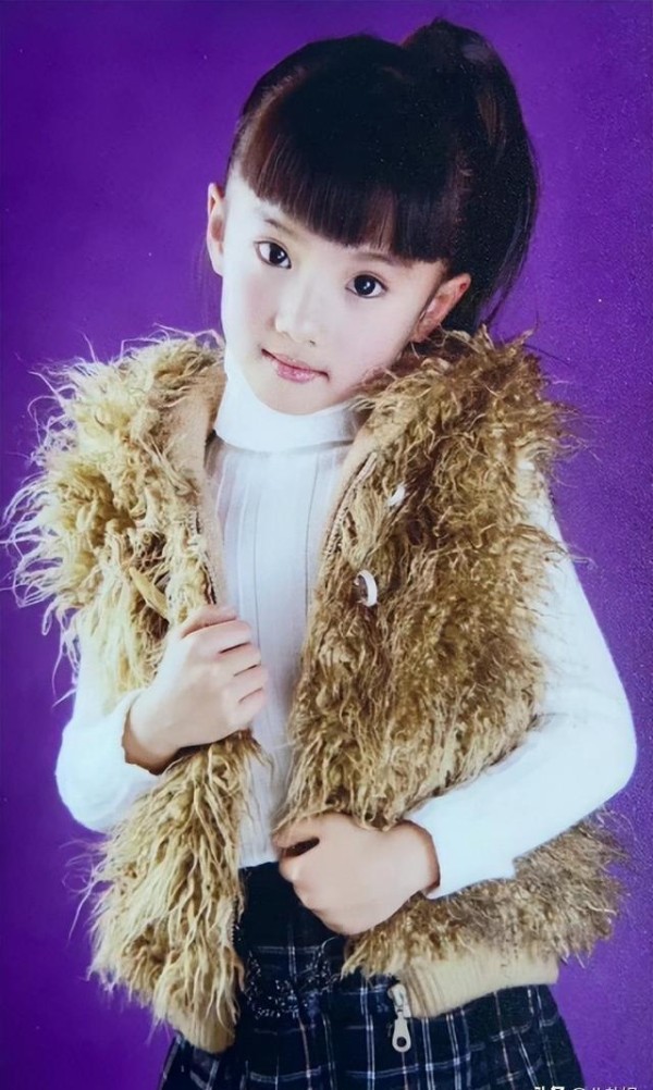 揭秘！金晨的真实身世竟是他，隐瞒了我们14年的惊天秘密