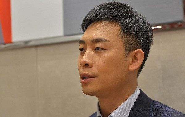 张子骏是谁演的？揭秘这位神秘角色的背后故事！