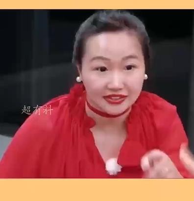 麦琳新皮肤强得可怕 红衣造型气场全开！