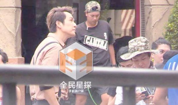娱乐圈隐婚现象：明星低调生活的背后故事