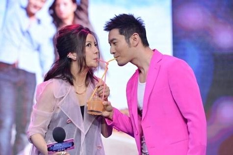 赵薇、黄晓明将在好莱坞星光大道留下手印