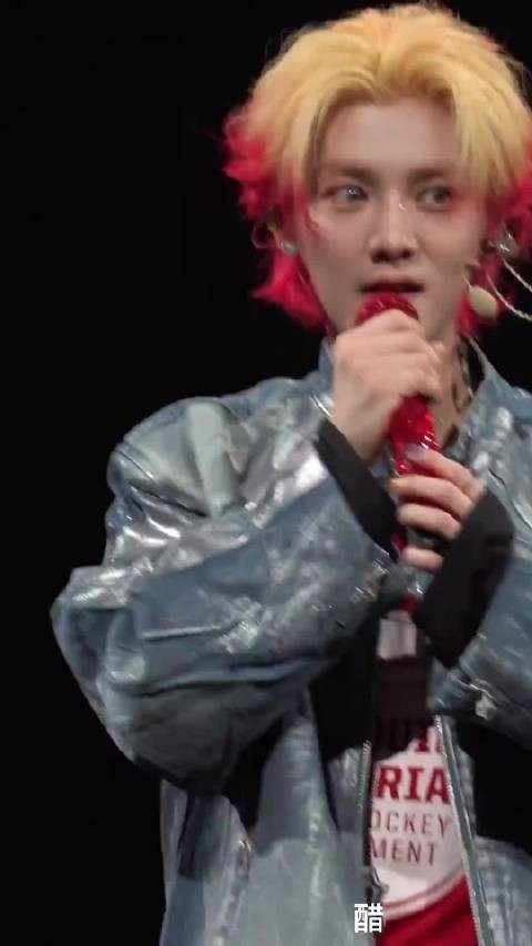 鹿晗<a target=