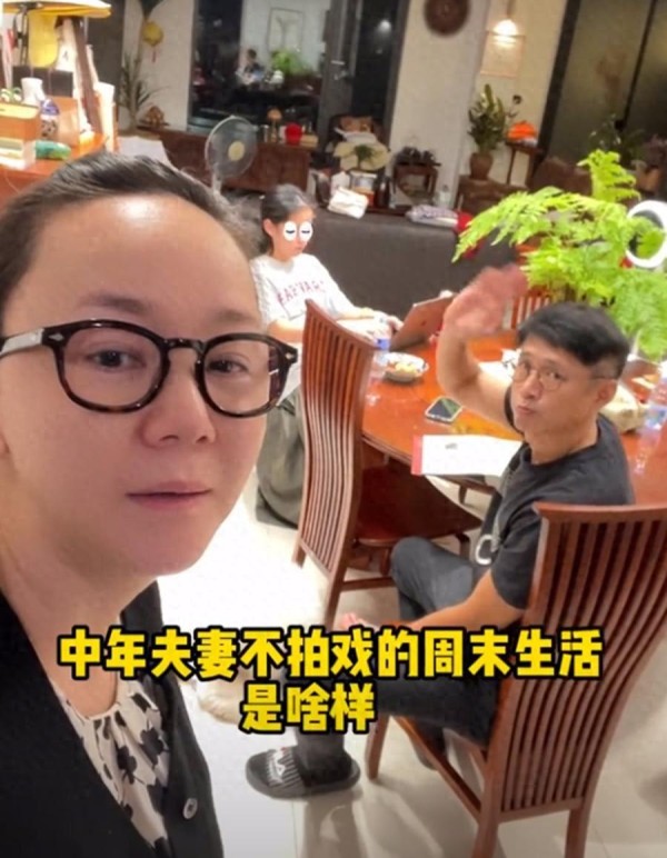 74岁慈母神秘现身，高鑫女儿背后的故事惊人！